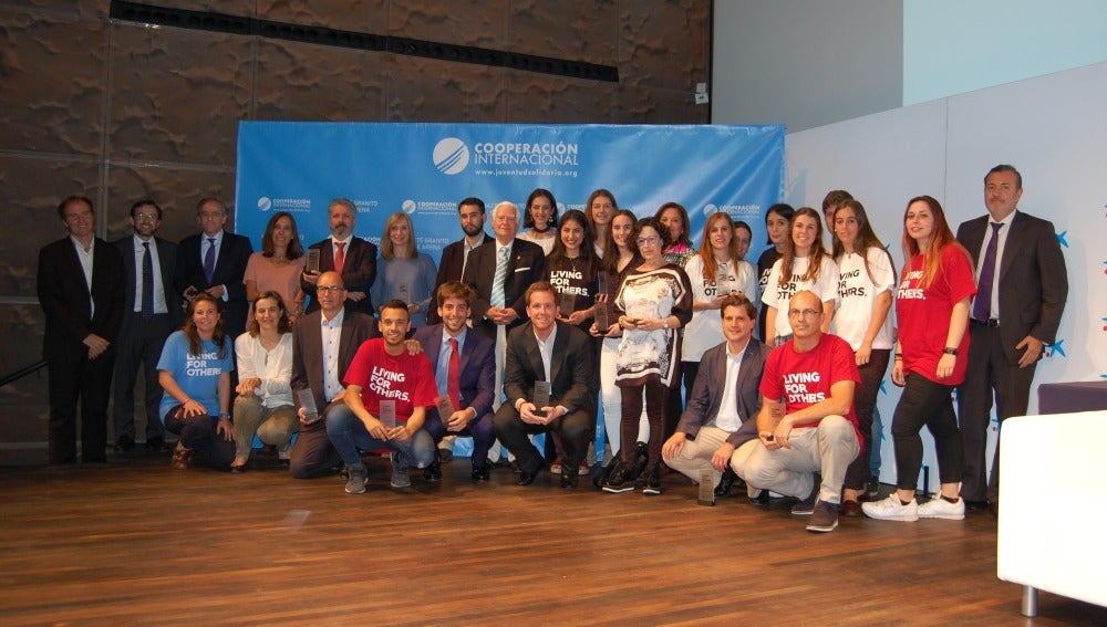 Atresmedia recibe el premio de Cooperación Internacional al Medio Solidario 