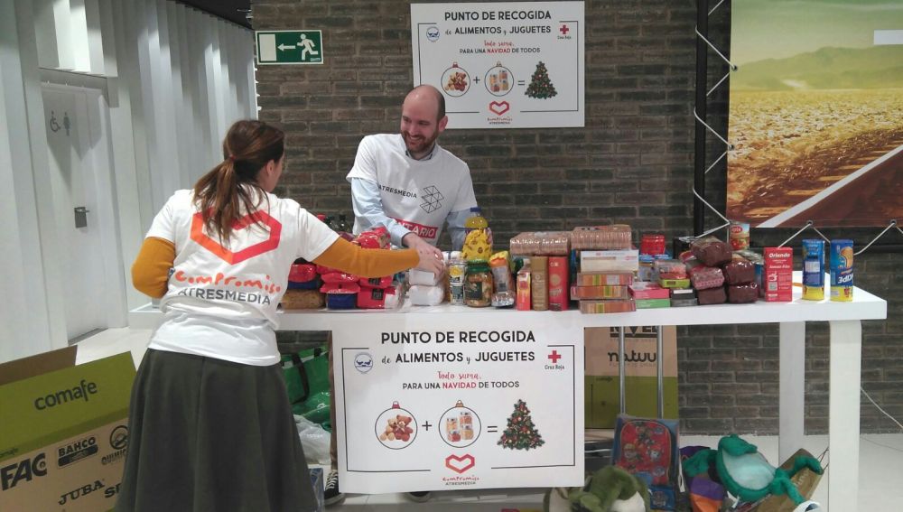 Más de 600 kilos de alimentos y juguetes nuevos donados en Navidad