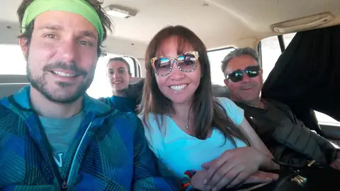 Voluntarios en un Taxi Voluntarios en un Taxi