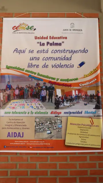 ¿Para qué sirve este buzón naranja en la entrada de los colegios? ¿Para qué sirve este buzón naranja en la entrada de los colegios?