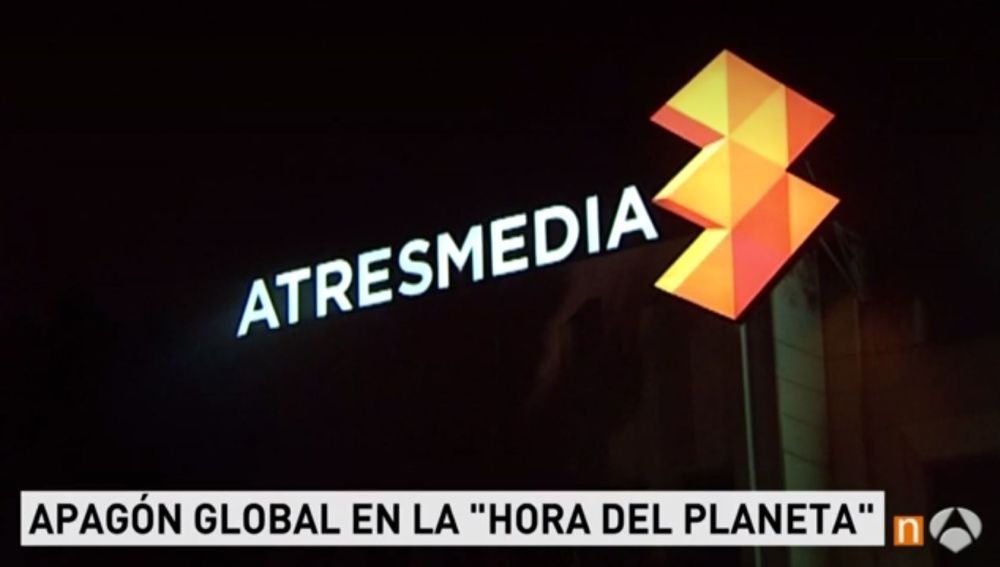 Atresmedia se une a la Hora del Planeta apagando la luz de su fachada por séptimo año consecutivo