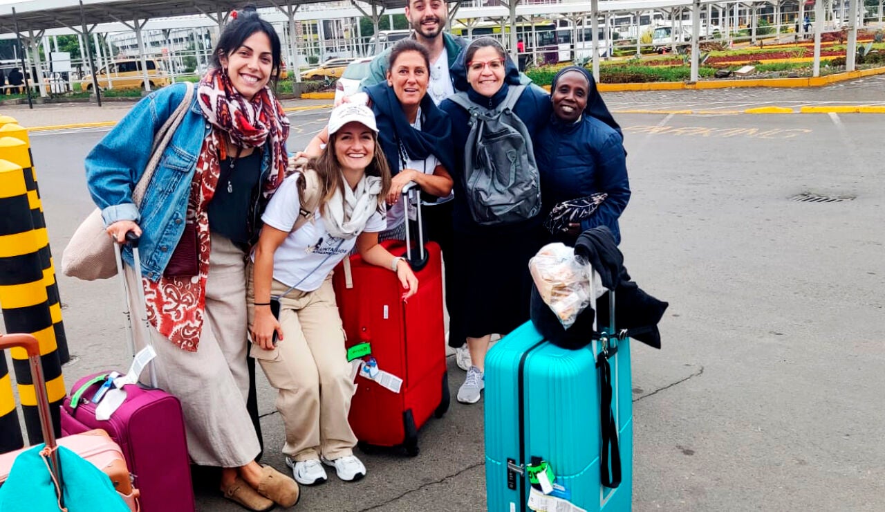 Voluntarios a su llegada a Nakuru, Kenia.